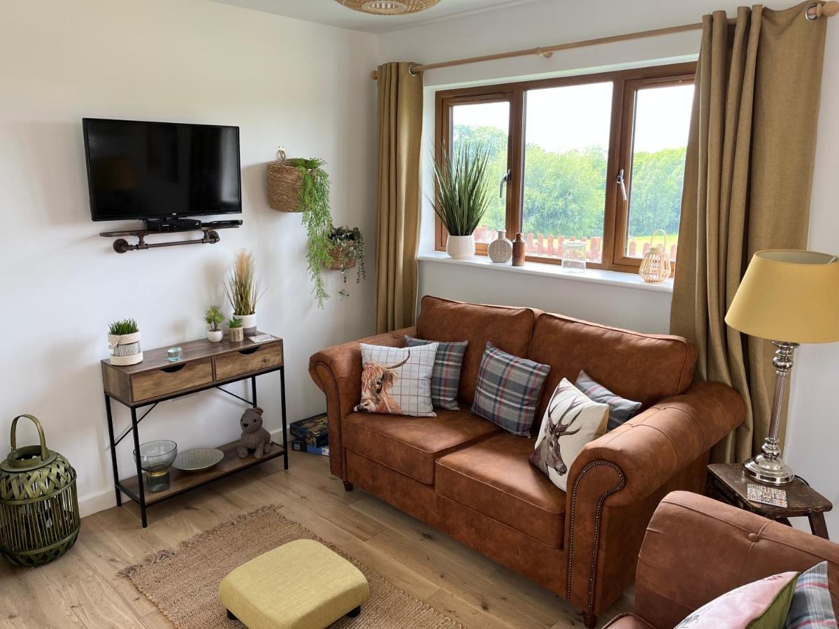 Oak Valley Lodges & Camping Pett Extérieur photo